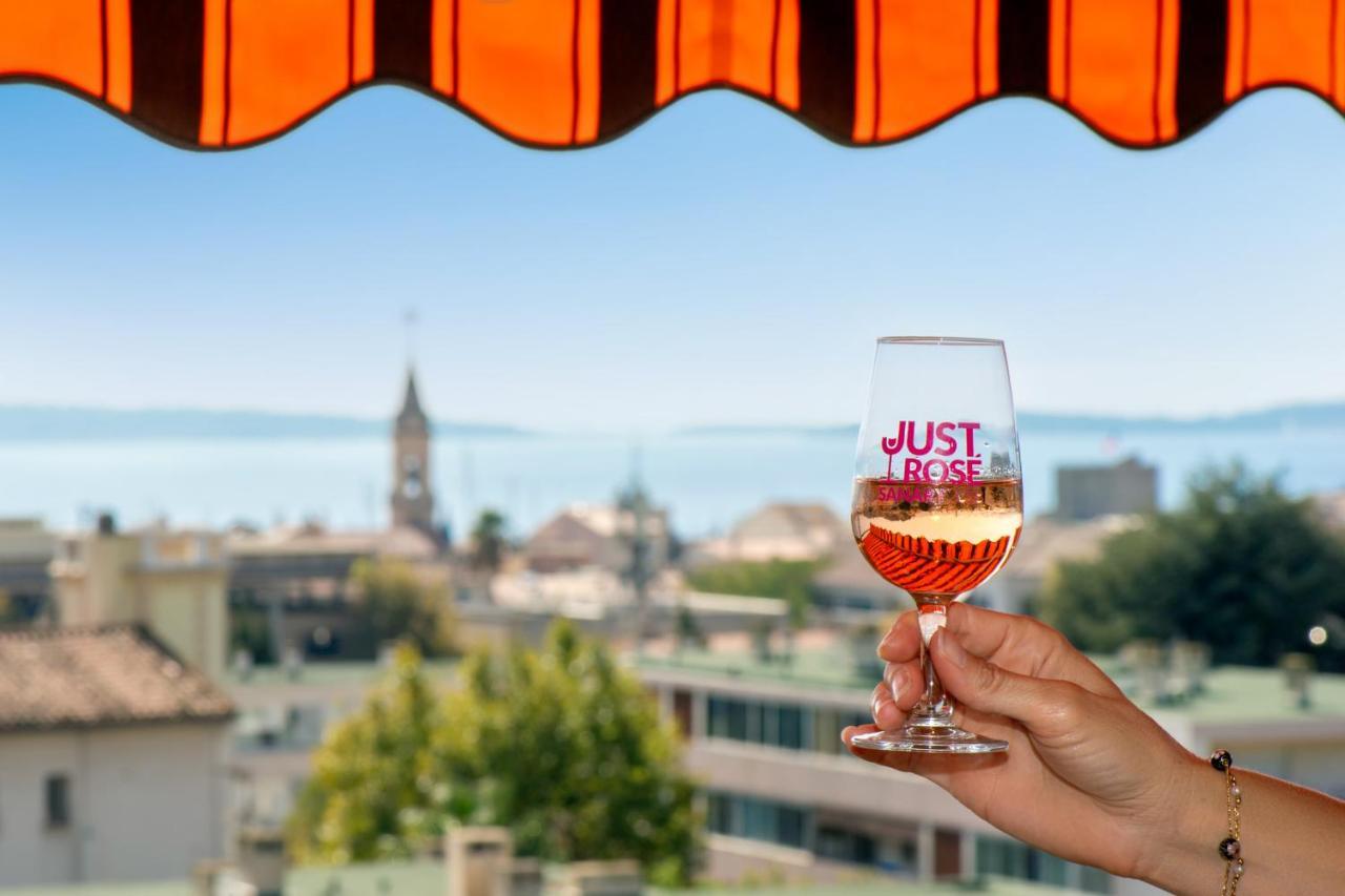 Le Cadet - Vue Panoramique Ville Et Baie De Sanary Sur Mer, Parking & Terrasse - 2 A 4 Pers Buitenkant foto